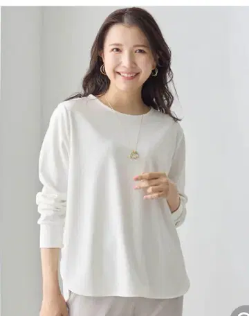 벨르메종 주 3회 사용 가능한 비침이 적은 컷 T 블라우스 S