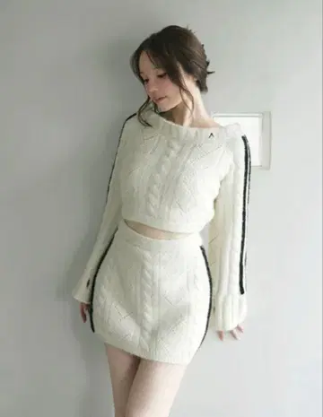 안도마리 아이보리 케이블 니트 셋업