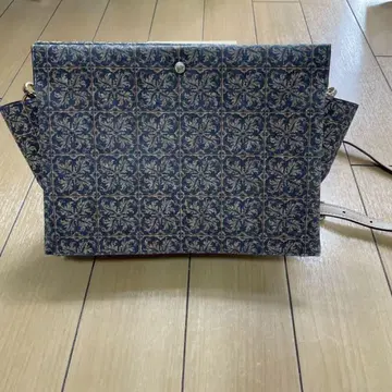 꽃무늬 숄더백
