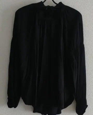 ADAM ET ROPE 블랙 긴팔 셔츠