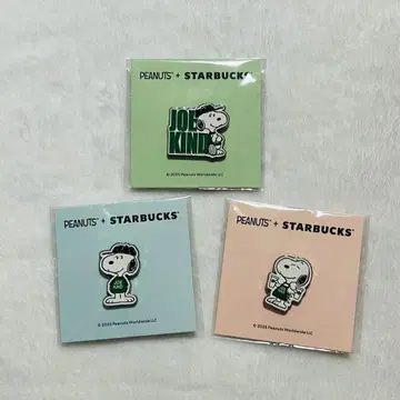 스타벅스 스누피 핀 배지