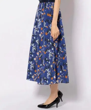 자유구 LIBERTY SUMMER HOLIDAY 프린트 스커트 32