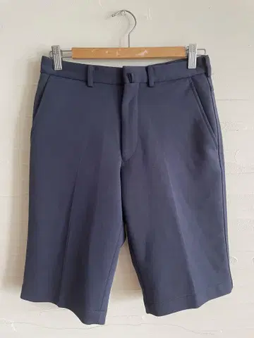네이비 숏팬츠 벨트 루프 포함