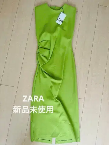 [ 미사용 새상품 ] ZARA 슬리브리스 라임 그린 롱 드레스