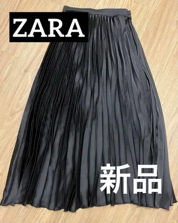 [ 새상품 ] ZARA 새틴 플리츠 스커트 XS 블랙