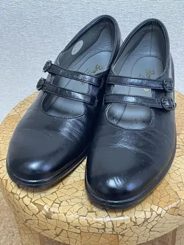 Bon Step OTSUKA 펌프스 24 3E 블랙 외반모지 대응