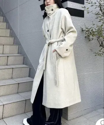 mystic 벨트 포함 롱 코트