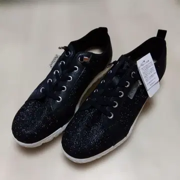 블랙 글리터 마감 레이스업 스니커즈 23cm
