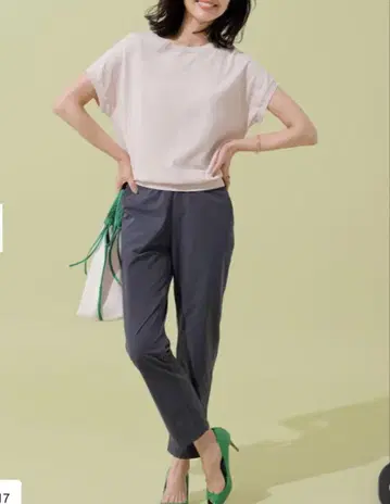 발수 FINE MOVE 백 포켓 부착 팬츠 UNFILO