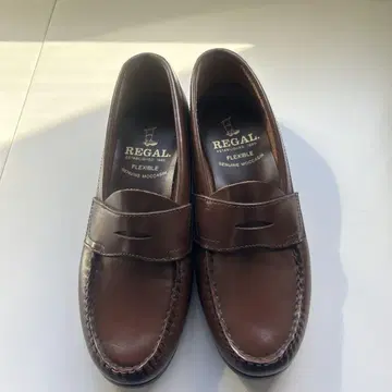 REGAL 천연 가죽 모카신 23 브라운