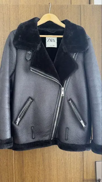 ZARA 페이크 무스탕 라이더 자켓
