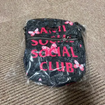 ANTI SOCIAL SOCIAL CLUB 숄더백
