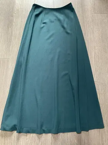 가격 인하했습니다. 새상품급 시빌라 롱 스커트 63-90