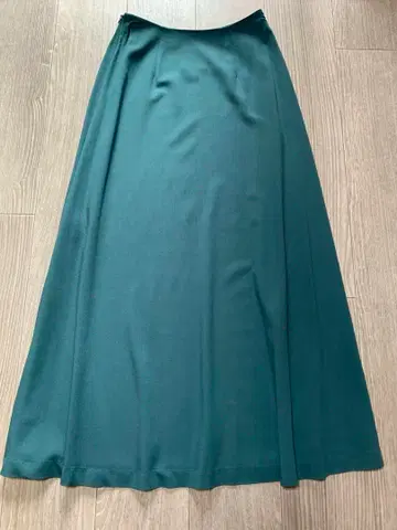 가격 인하했습니다. 새상품급 시빌라 롱 스커트 63-90