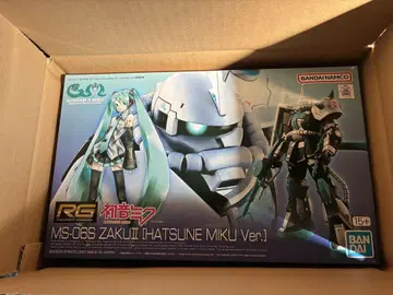 새상품 RG 1/144 MS-06S 자쿠 II [하츠네 미쿠 Ver.]