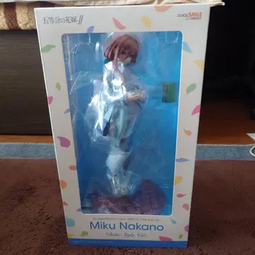 미쿠 나카노 1/6 스케일 피규어 Cute Night Ver.