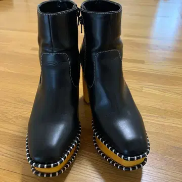 moussy 마우지 블랙 가죽 통굽 부츠