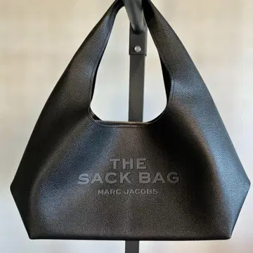 MARC JACOBS 더 색 백 블랙