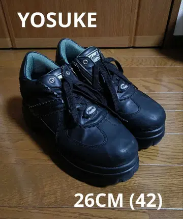 YOSUKE 블랙과 홀로 디자인 26CM 42 사이즈