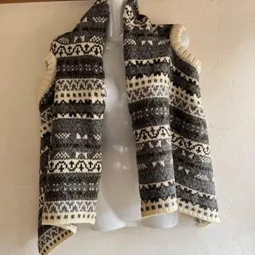 새상품! WarrenScott 페어아일 패턴 니트 베스트