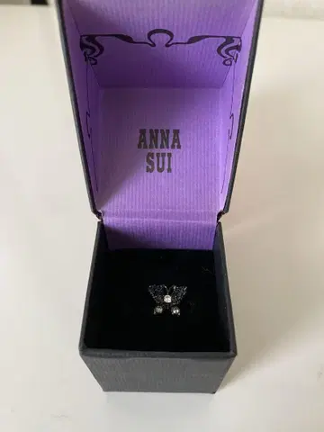 ANNA SUI 나비 모티브 반지