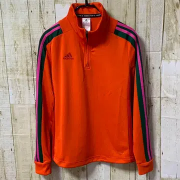 12/20까지 가격 인하 미사용 adidas 여성용 트레이닝 상의 L