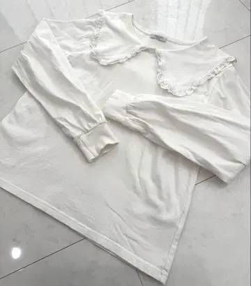 프릭스스토어 여성용 상의 프릴 탑스 COCA 핏모어
