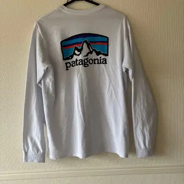 patagonia 화이트 긴팔 T셔츠 XS