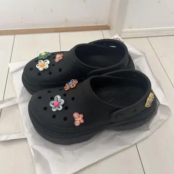 crocs 블랙 사보 클로그 샌들 M5/W7