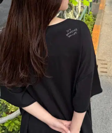 시어 슬라브 원포인트 자수 오버 반팔 Tee