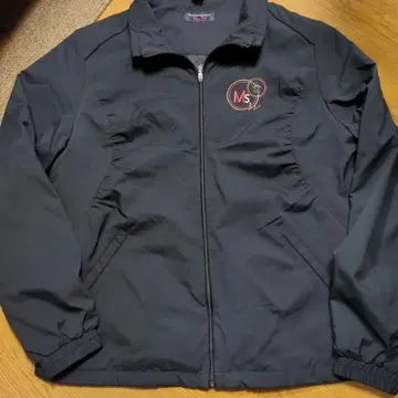 Munsingwear 블랙 자켓 L 사이즈