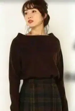23구 마르세라이즈드 울 캐시미어 오프숄더 니트