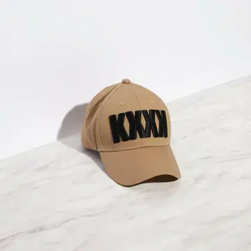 [ 새상품급 ] 코다 쿠미 KXXK LOW CAP BEIGE 캡