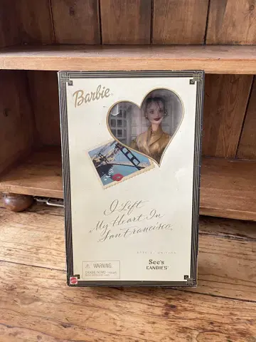 See's Candies 바비 인형 본체