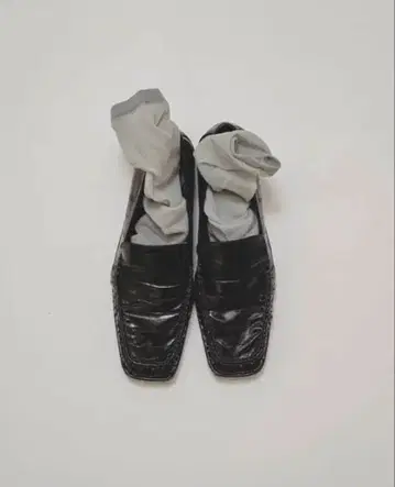 Squaretoe Gather Loafers / todayful