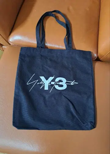 Y-3 블랙 토트백