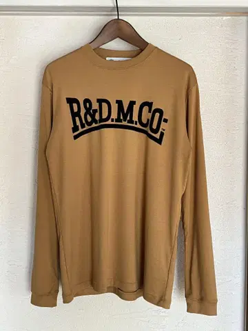 R&D.M.Co- / 올드맨즈테일러 로고 티셔츠 사이즈 M