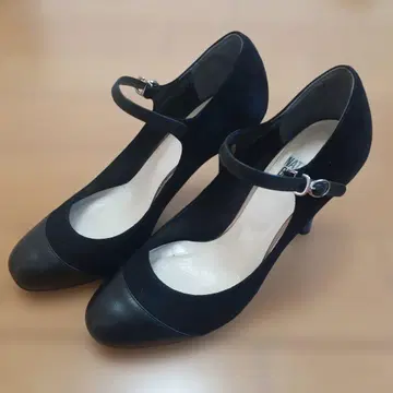 NATURAL BEAUTY 하이힐 24cm 파티용 스웨이드