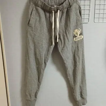 PUMA 그레이 조거 팬츠