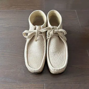 CLARKS 왈라비 클락스 베이지 가죽