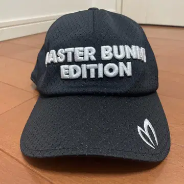 MASTER BUNNY EDITION 메쉬 캡