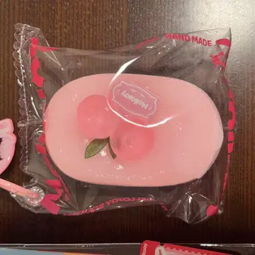 mellojoy 메로조이 스퀴즈 도파민 왕국 체리 푸딩