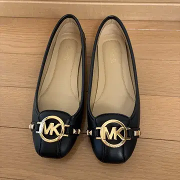 Michael Kors 블랙