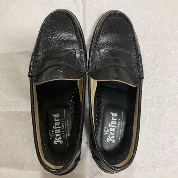 The KenFord FINESHOES 가죽 로퍼 페이즐리
