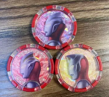 울트라맨 Z 울트라메달 감마 퓨처 세트/티가/다이나/가이아