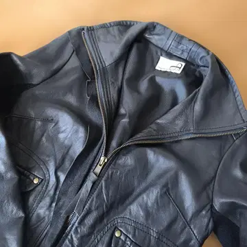 새상품급 다크 블루 라무 가죽 자켓 M 부드러운