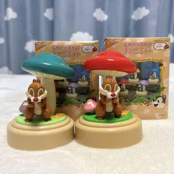 디즈니 칩과 데일 데일 SEGA 버섯 라이트 라이트 입상