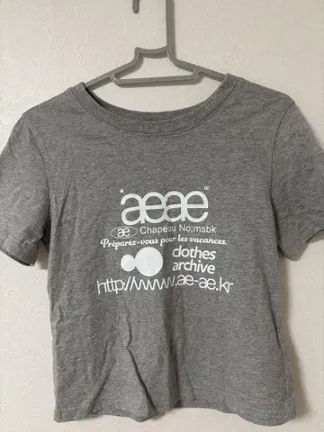 aeae 프린트 그레이 T셔츠