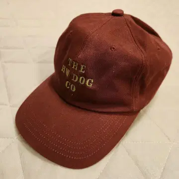 THE H.W.DOG 버건디 캡