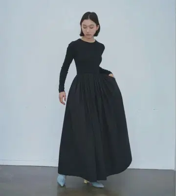 [ 인기 완판 ] OF ALL FORM 도킹 맥시 원피스 블랙 롱 FW